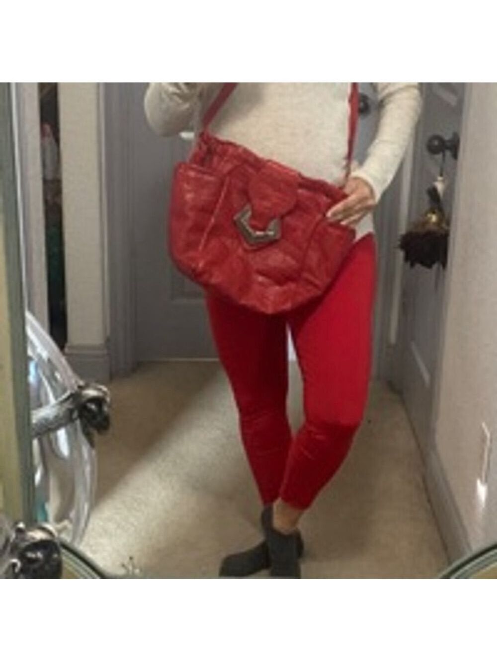Sharif Women's Red leatherShoulder Bag